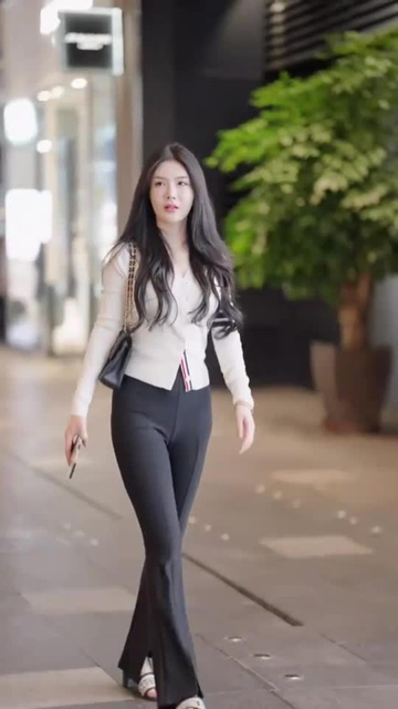 女帝被海军性调教内容页面